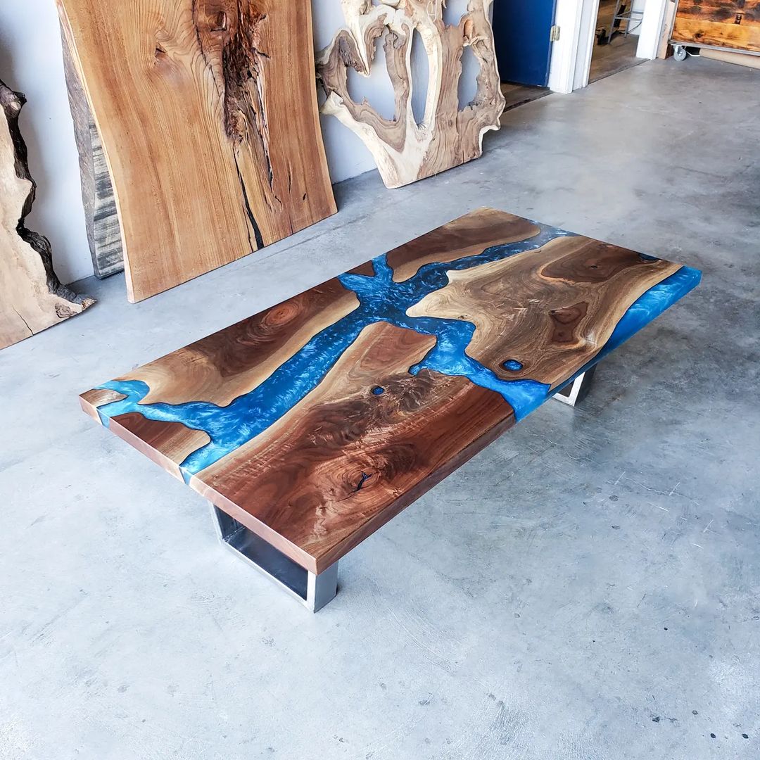 Green resin coffee table