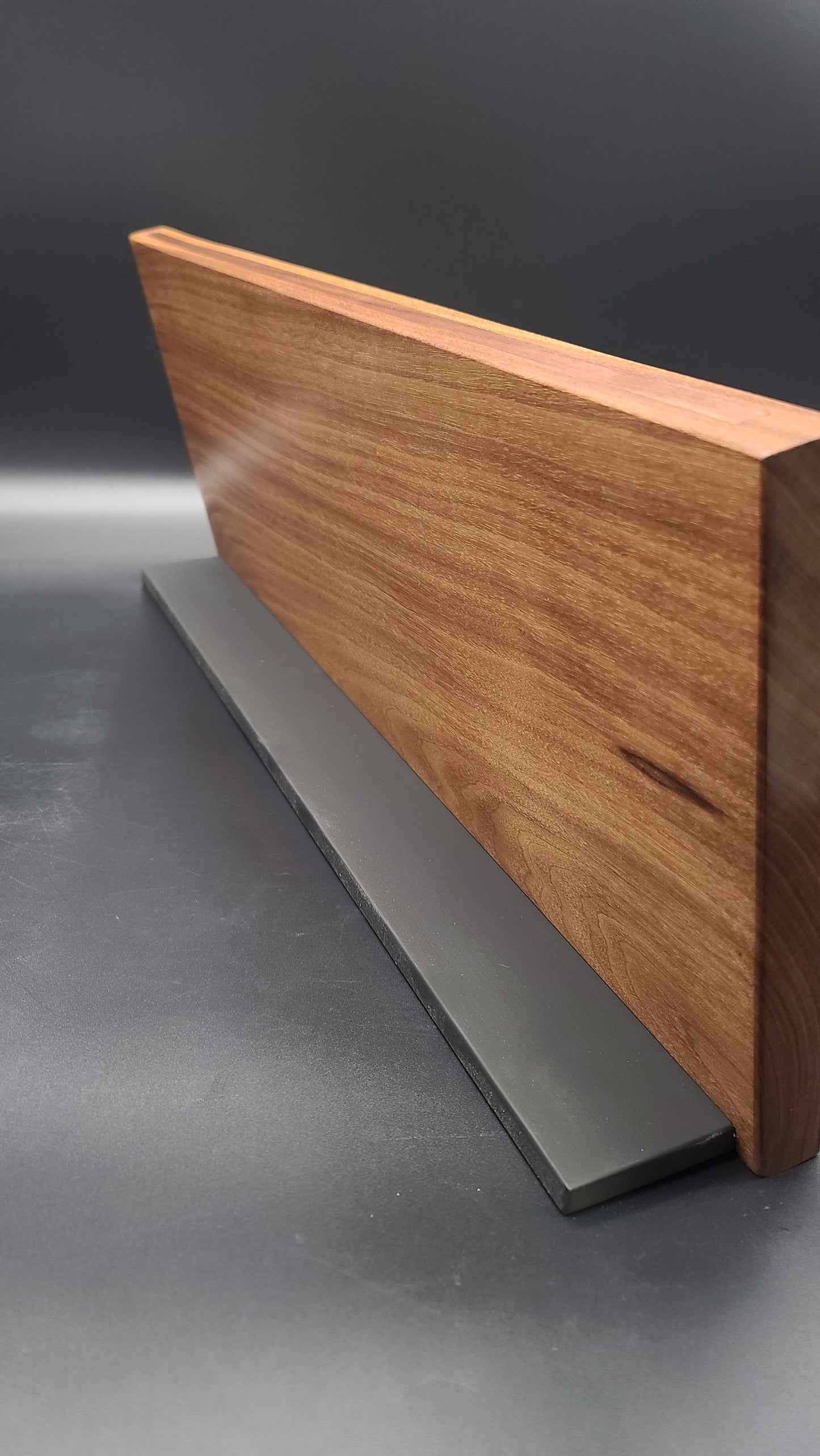 Magnetic Black Walnut Wood Knife Block