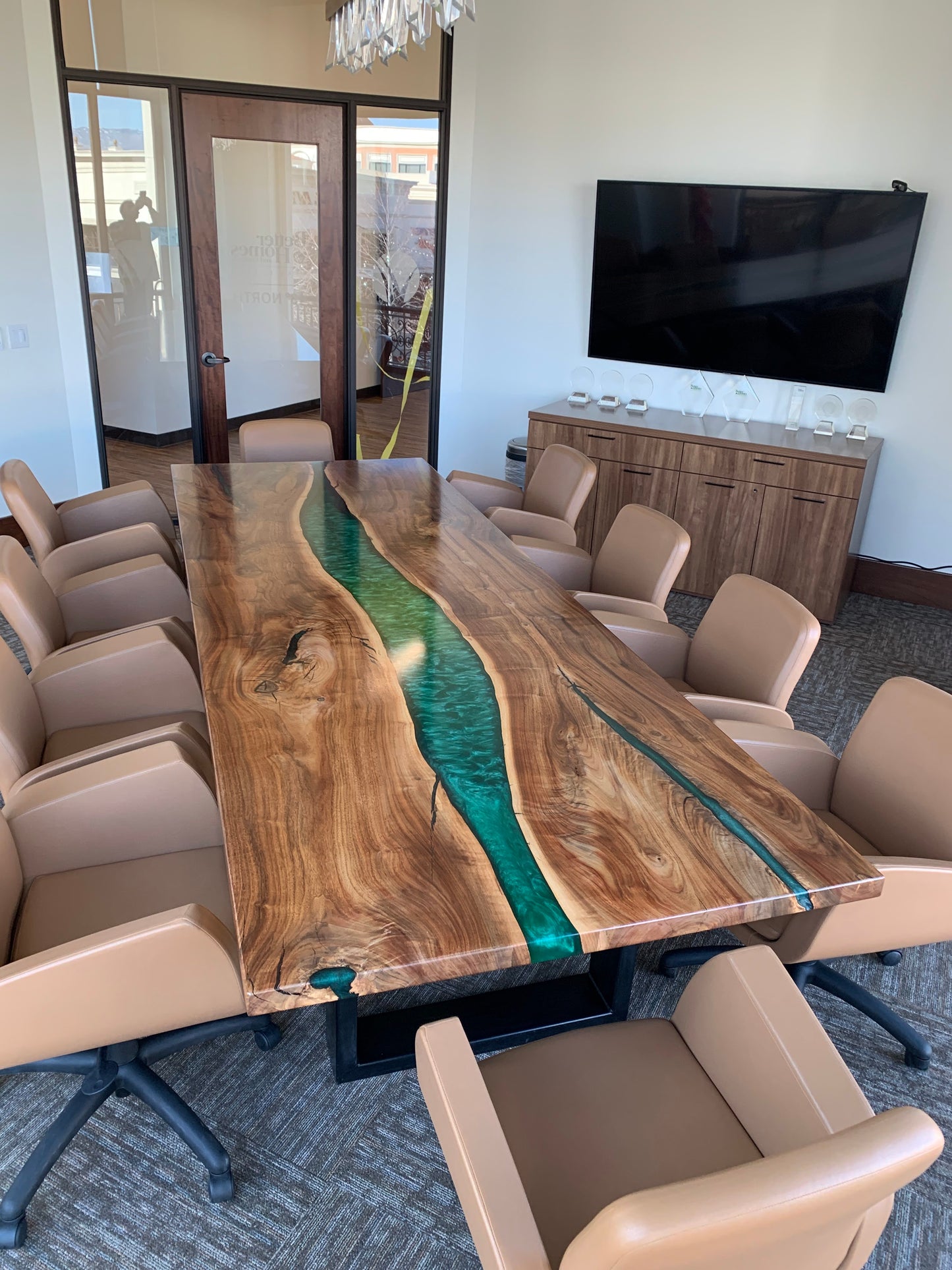 Customizable Conference / Boardroom Epoxy Table