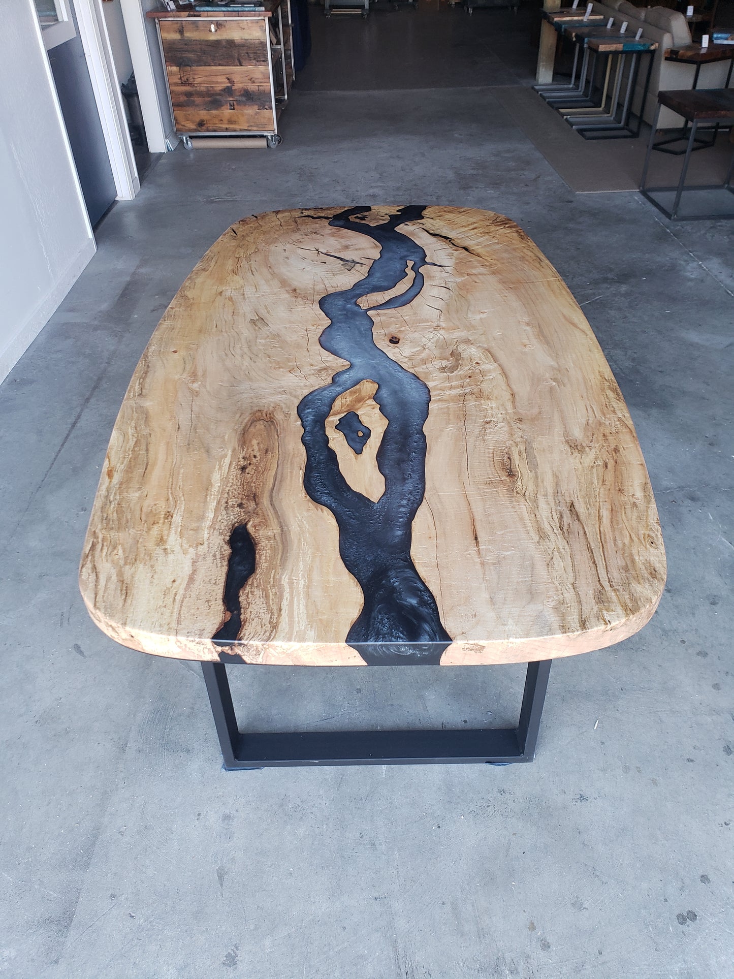 Customizable Scoval Dining Table