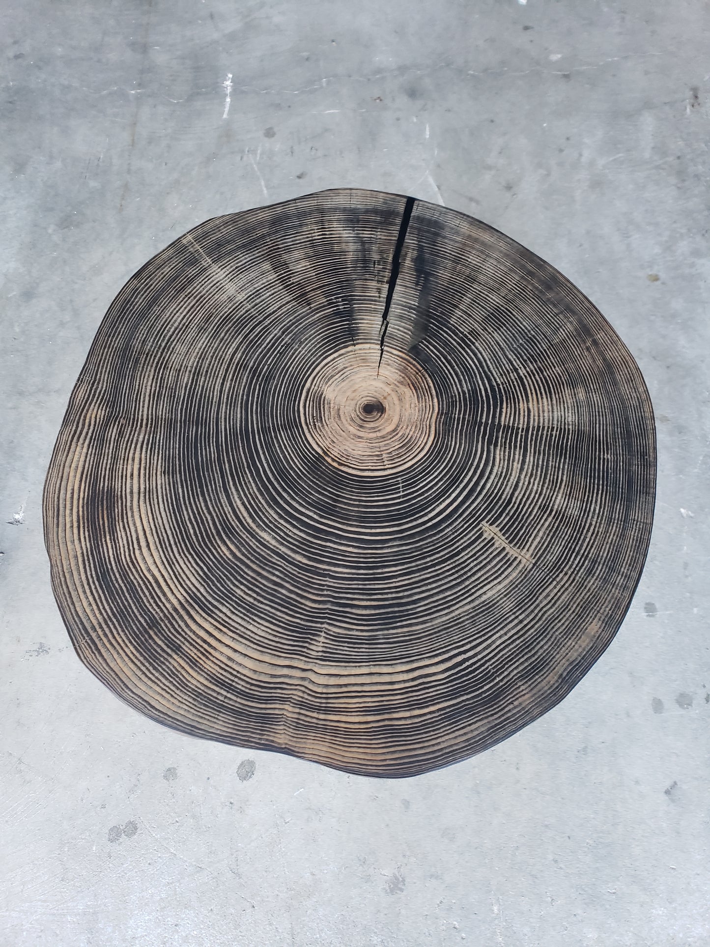 Black Walnut Caviar Grain Cookie Side Table
