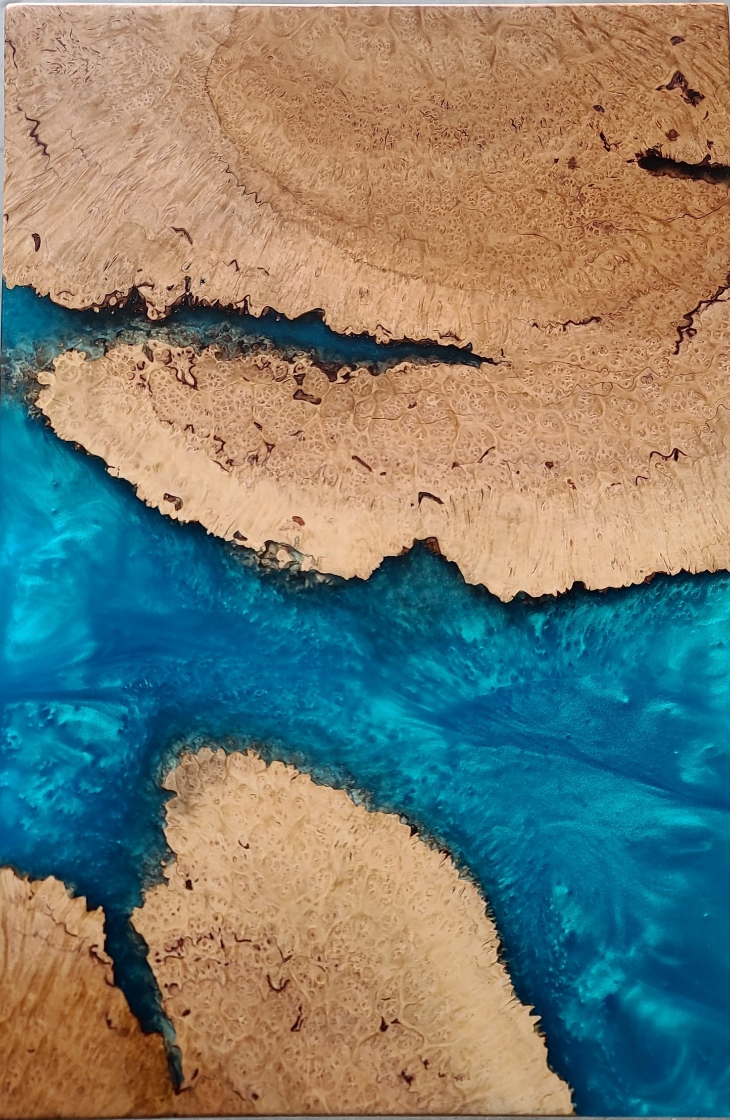 Kanitsa (Rubberwood) Burl C-table with Turquoise Epoxy