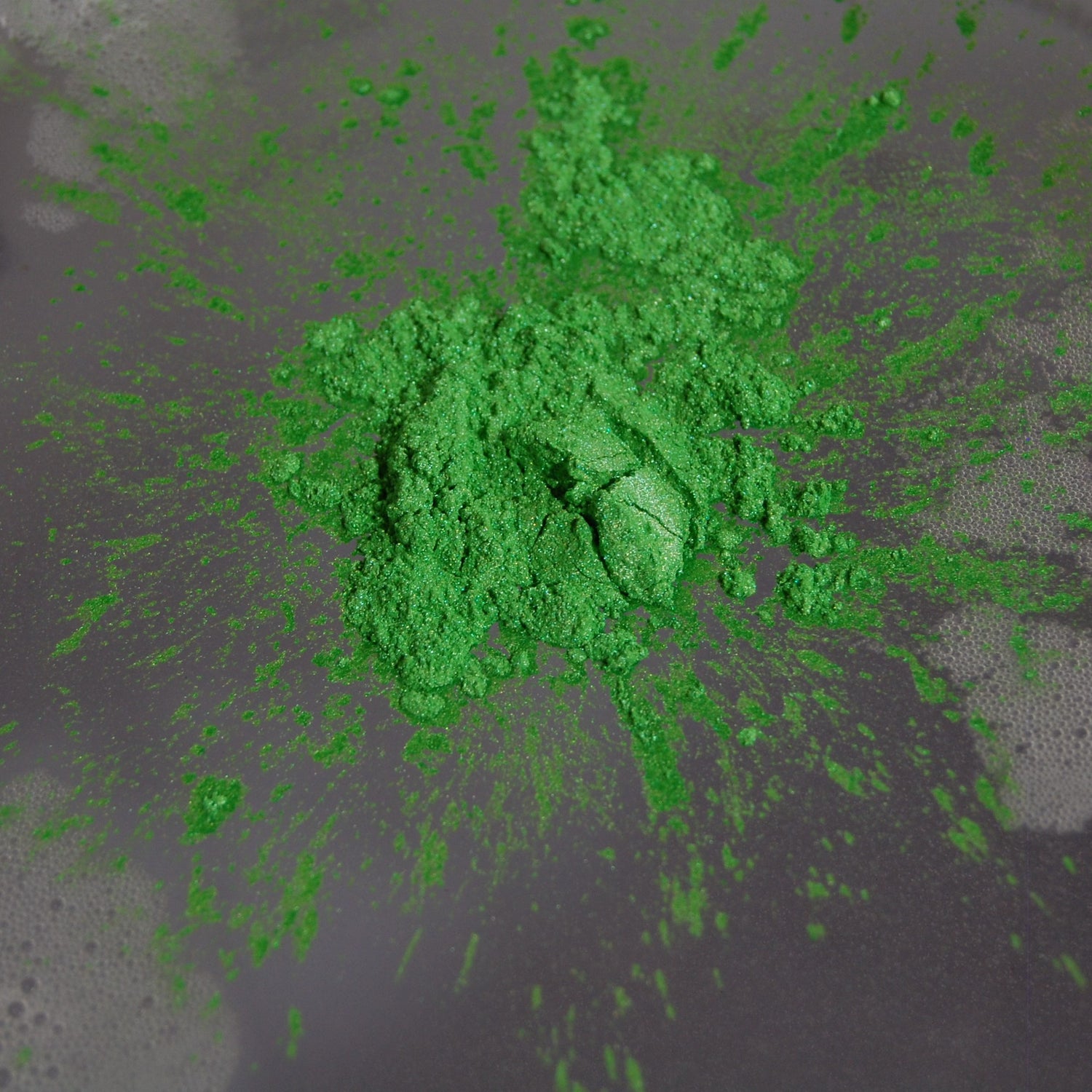 Green Ecopoxy metallic pigment 