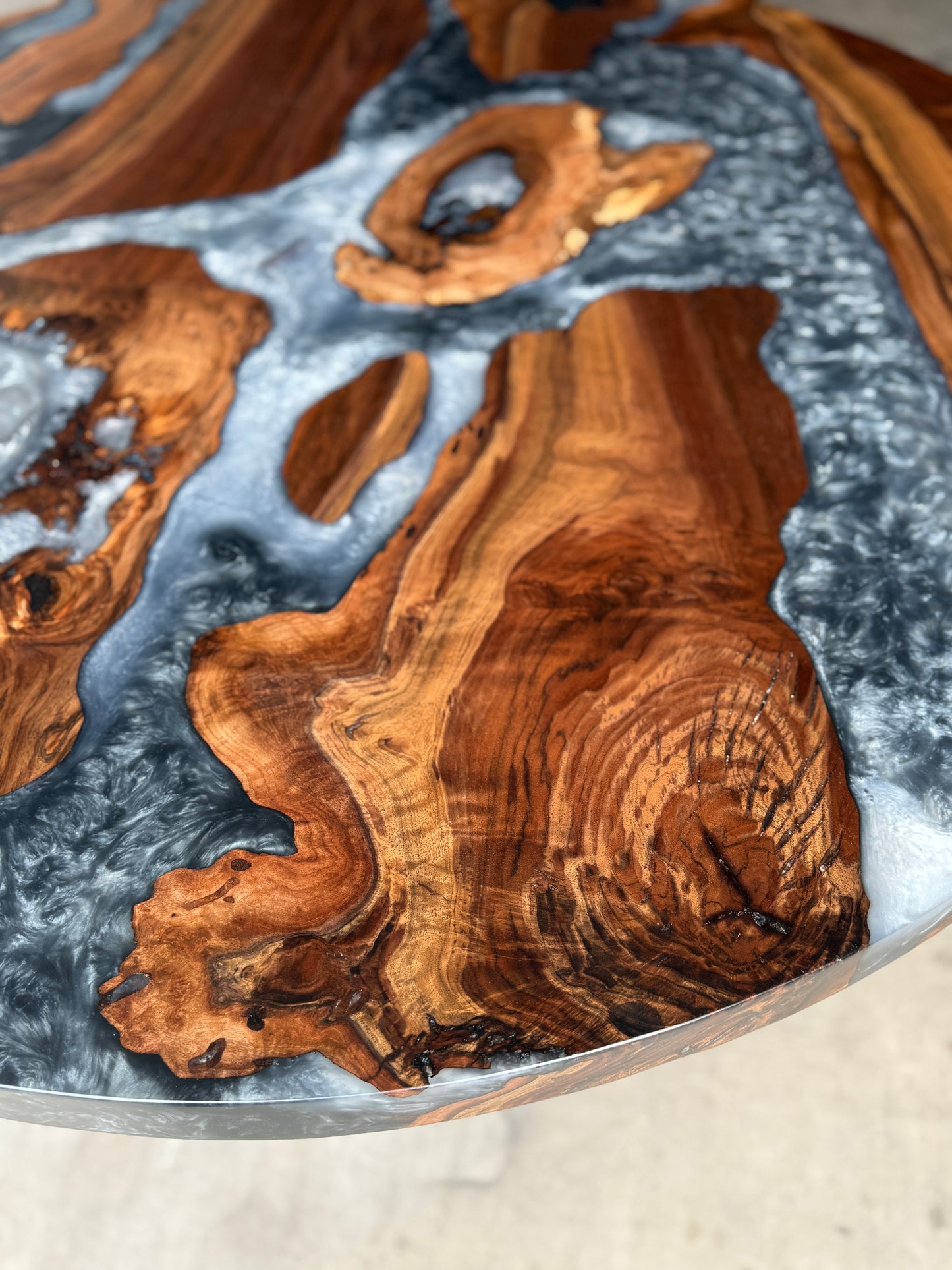 Black Walnut Grey Resin River Round Dining Table